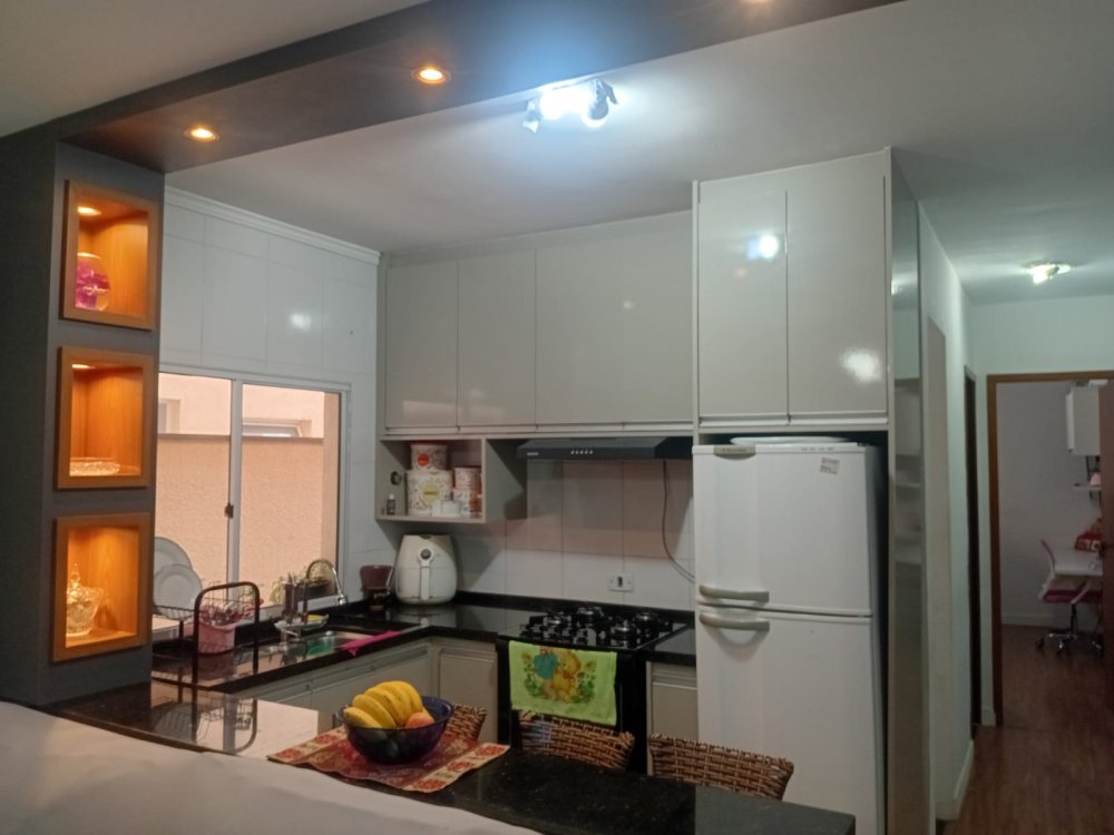 Apartamento - Venda - Vila Júlia - Poá - SP