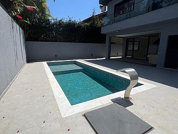 Casa em Condomínio - Venda - Alphaville - Santana de Parnaíba - SP