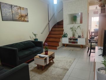 Sobrado em Condomnio  Venda